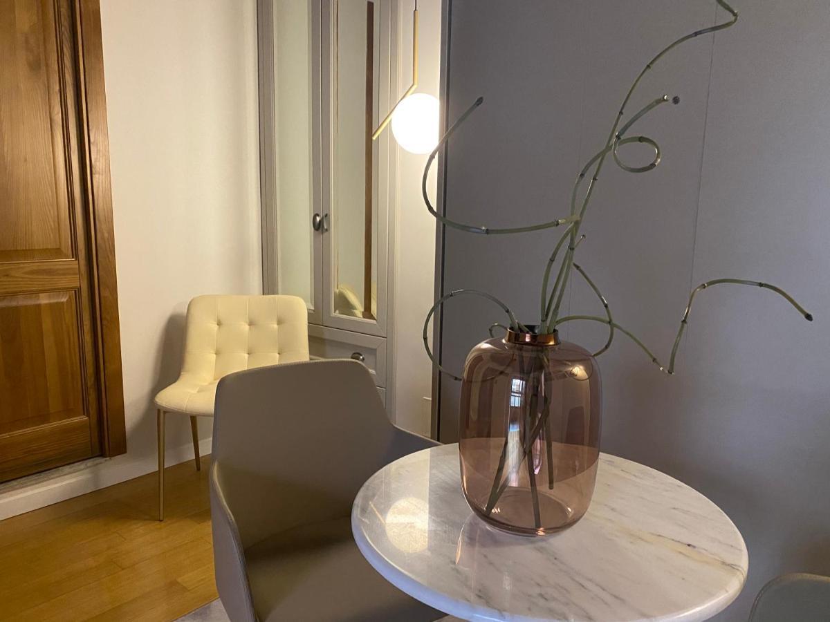 Guest house Condotti 2*